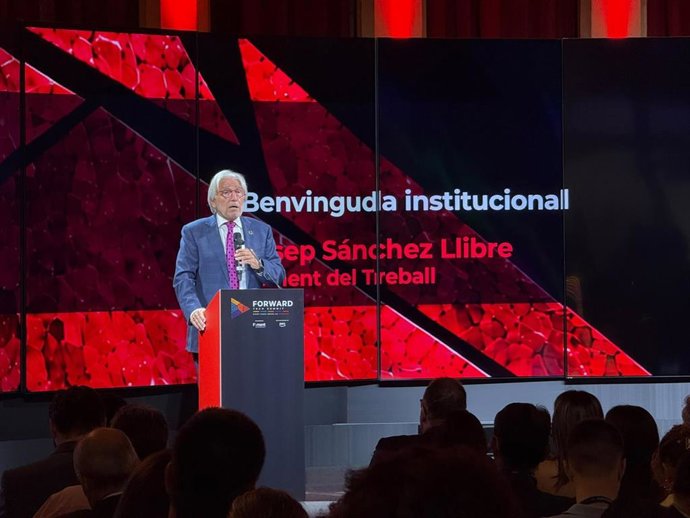 El presidente de Foment del Treball, Josep Sánchez Llibre, en el discurso inaugural del congreso sobre IA 'Forward'