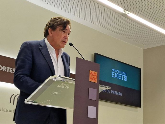 El portavoz de Teruel Existe, Tomás Guitarte.