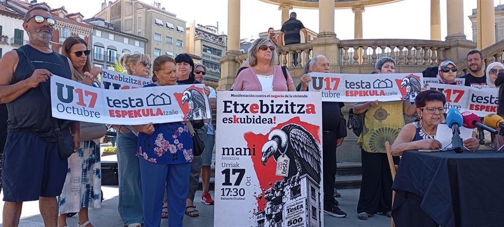 Inquilinos de Testa y el sindicato LAB convocan una manifestación en Pamplona por el derecho a la vivienda.