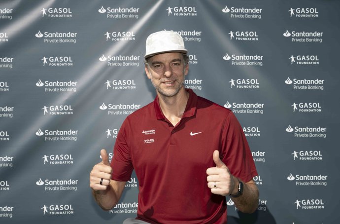 Pau Gasol durante el torneo de golf solidario a beneficio de Gasol Foundation y organizado por Santander Private Banking