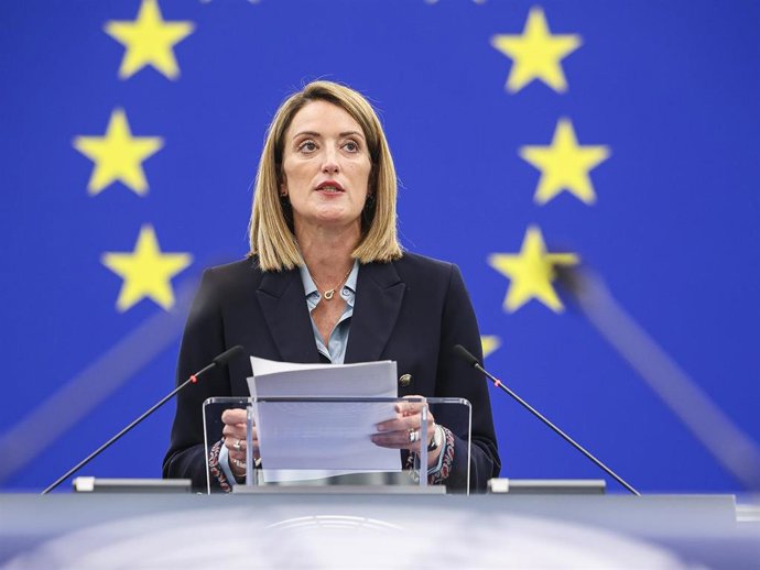 La presidenta del Parlamento Europeo, Roberta Metsola, durante el pleno del Parlamento Europeo en Estrasburgo (Francia)