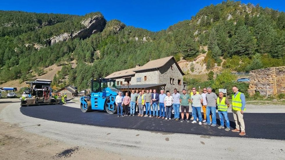 La Diputación de Huesca inicia el asfaltado de la pista de Bujaruelo.