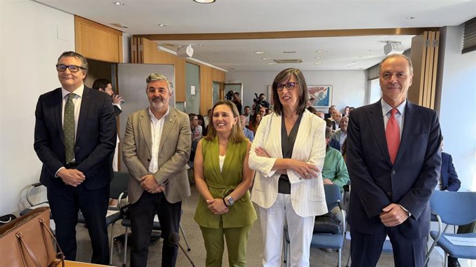 Jornada sobre el puerto de Gijón en León