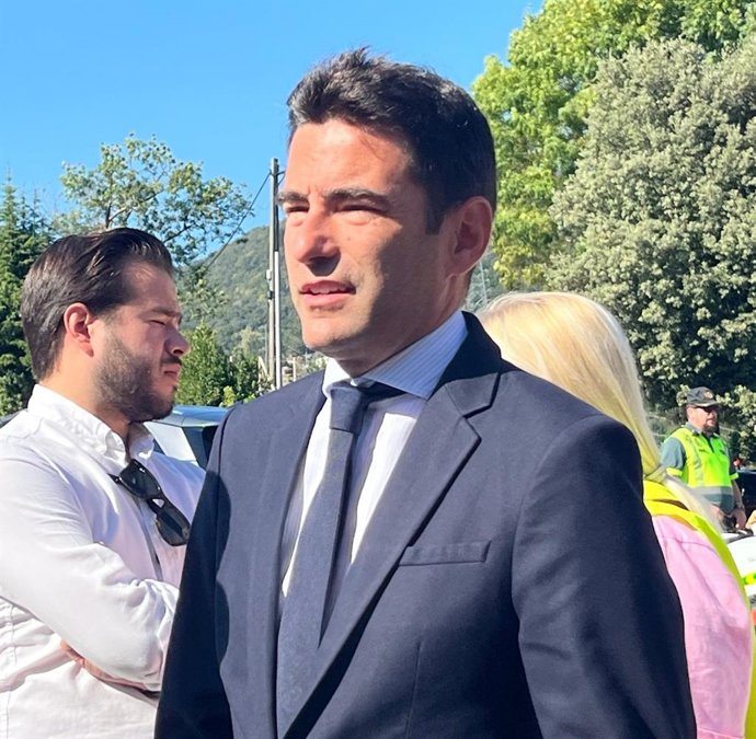 El secretario general del PSOE de Cantabria y delegado de Gobierno, Pedro Casares, en la Bien Aparecida