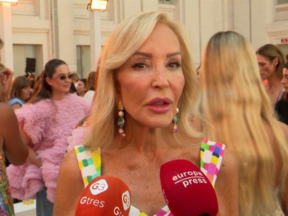Carmen Lomana cuenta cómo vivió su desmayo por un golpe de calor