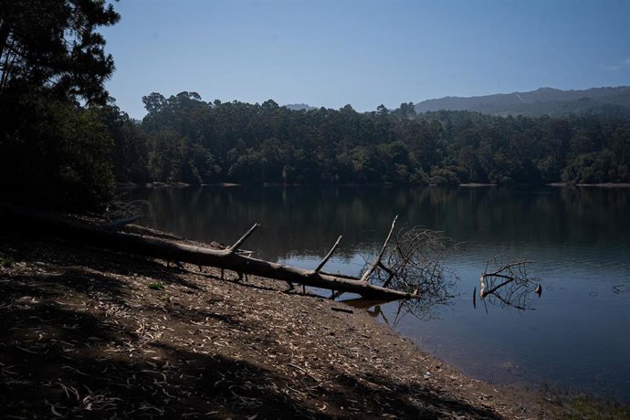 Archivo - Embalse de Zamans, a 8 de julio de 2026, en Vigo, Pontevedra, Galicia (España). 