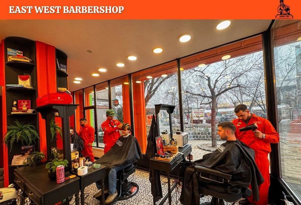 East West Barbershop, peluquería masculina vietnamita