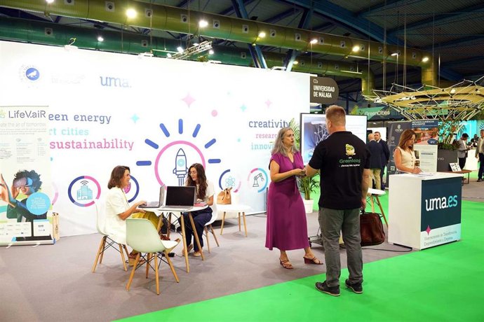 Puesto de la Universidad de Málaga en 'Greencities Urban Intelligence & Smart Mobility'