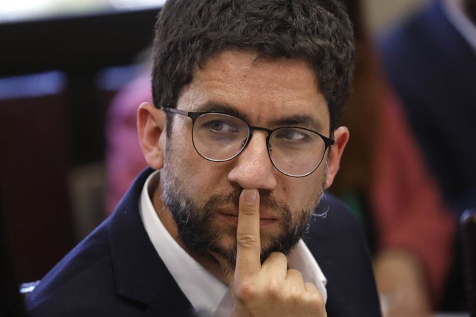 Valparaiso, 5 de noviembre 2025  El ministro de Trabajo, Giorgio Boccardo, durante la comision de Trabajo en el Senado   Sebastian Cisternas/Aton Chile