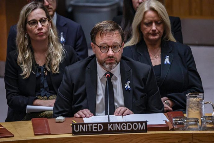 El secretario de Estado británico para las Américas, Asuntos Multilaterales y Derechos Humanos, Chris Elmore   