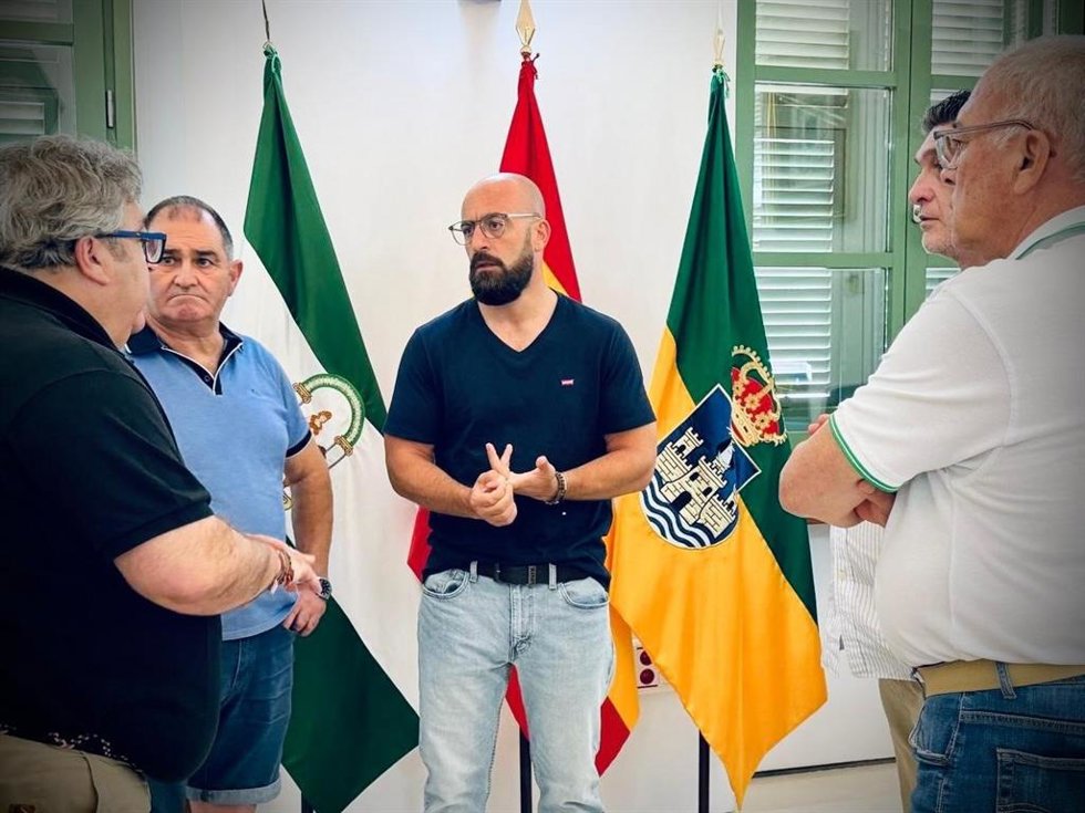 Germán Beardo con representantes del sector pesquero portuense.