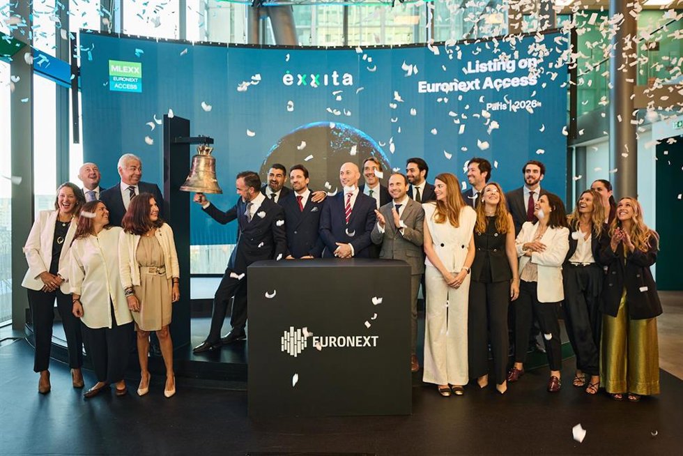 Éxxita, con sede en Sevilla, celebra su 'toque de campana' en la Bolsa de París