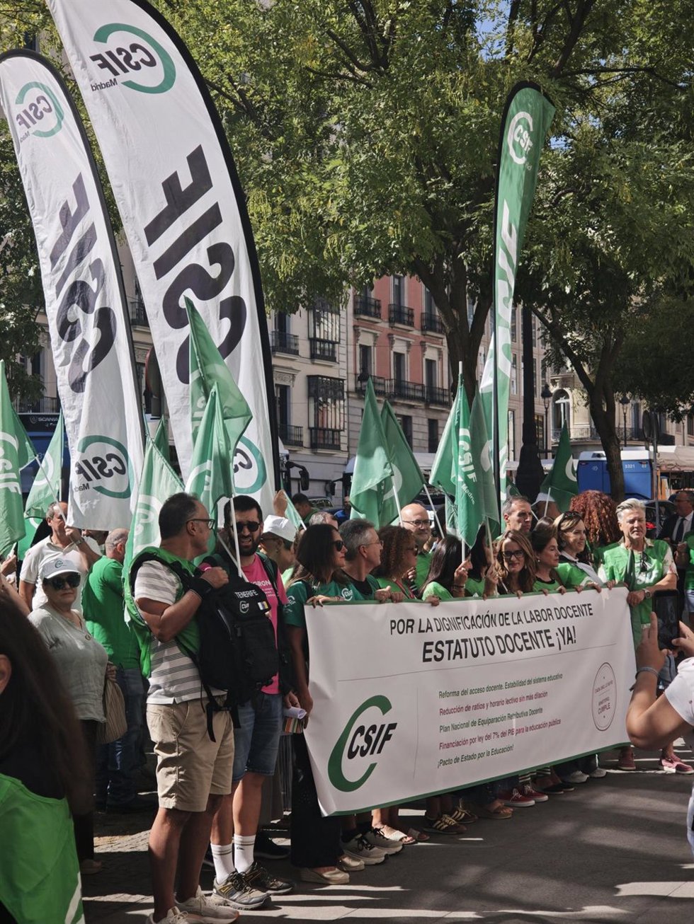 Protesta de CSIF frente al Ministerio de Educación, Formación Profesional y Deportes