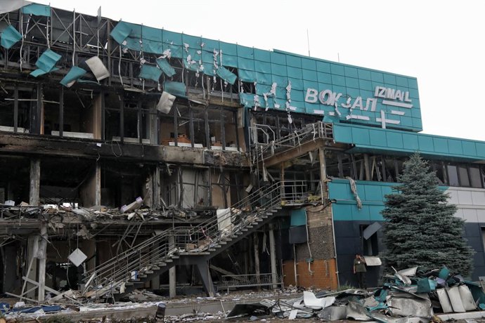 Archivo - August 3, 2023, Izmail, Odesa Region, Ukraine: The building of the Marine Terminal shows damage caused by the Russian drone attack on the port infrastructure of Izmail situated on the Danube River Wednesday night, August 2, Izmail, Odesa Region,