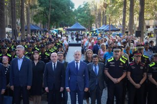 Collboni dona la benvinguda als 60 nous agents de la Guàrdia Urbana de Barcelona