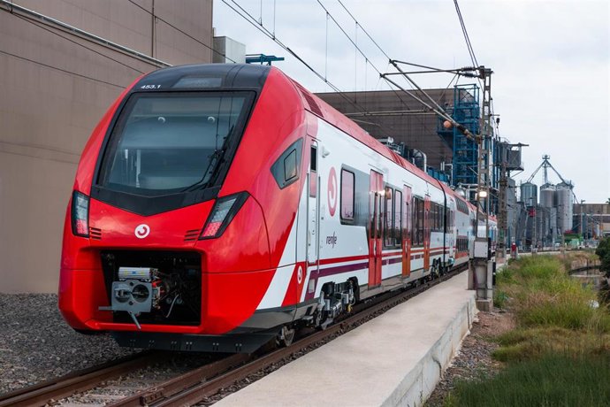 Archivo - Tren Stadler de Cercanías.