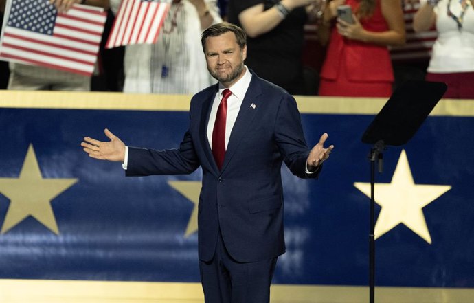 10 de setembro de 2026, Dallas, Texas, EUA: O vice-presidente dos Estados Unidos, JD Vance, discursa no segundo dia da Convenção Republicana para as eleições intermediárias no American Airlines Center, em Dallas, Texas, EUA, na quinta-feira, 10 de setembr