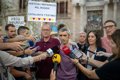 Español llega al juicio contra 4 policías: "Tenemos todas las pruebas que nos dan la razón"
