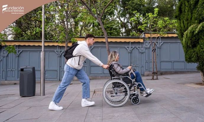 Casi un 30% de personas con movilidad reducida cambiaría de barrio por las barreras arquitectónicas, según un estudio