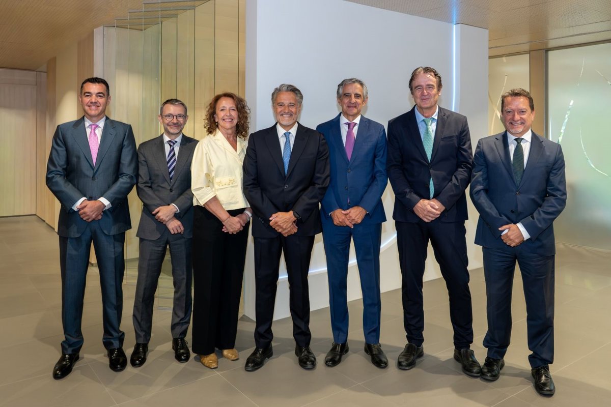 Santalucía ficha para su consejo asesor de Tecnología a Albe...