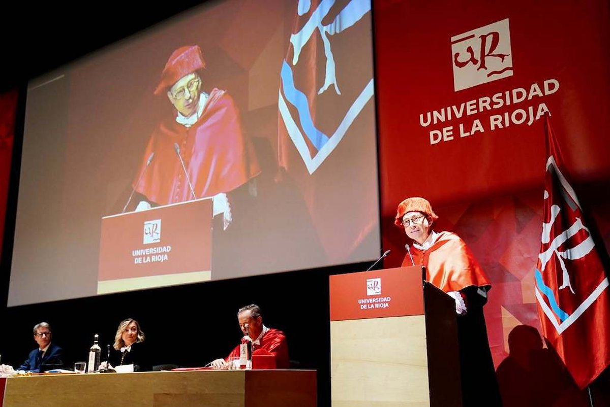 Catedrático UR invita a reflexionar sobre nuestra  herencia digital ;  ¿Qué quiere que ocurra tras su fallecimiento? 