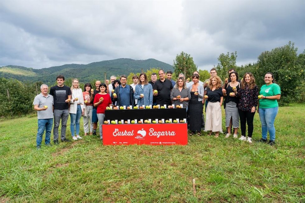Presentación de la cosecha de manzana vasca.