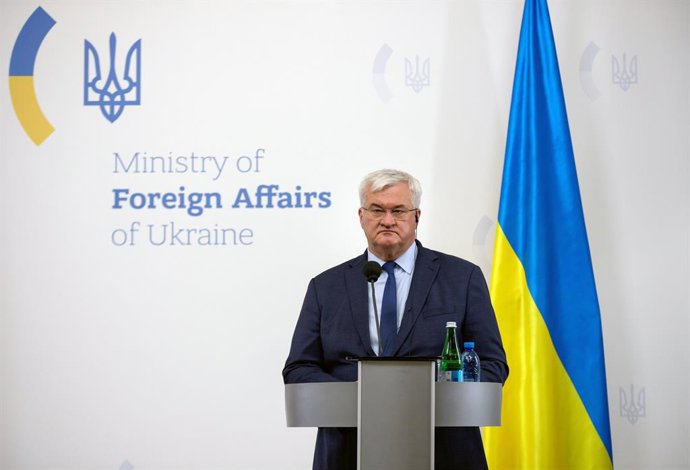 15 de setembro de 2026, Kiev, Ucrânia: O ministro das Relações Exteriores da Ucrânia, Andrii Sybiha, participa de uma coletiva de imprensa conjunta com o ministro das Relações Exteriores e Cooperação do Principado de Mônaco, presidente do Comitê de Minist