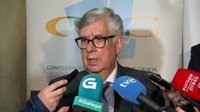 El presidente de la CEG dice desconocer "el caso" del conselleiro de Emprego, pero defiende a las empresas vitivinícolas