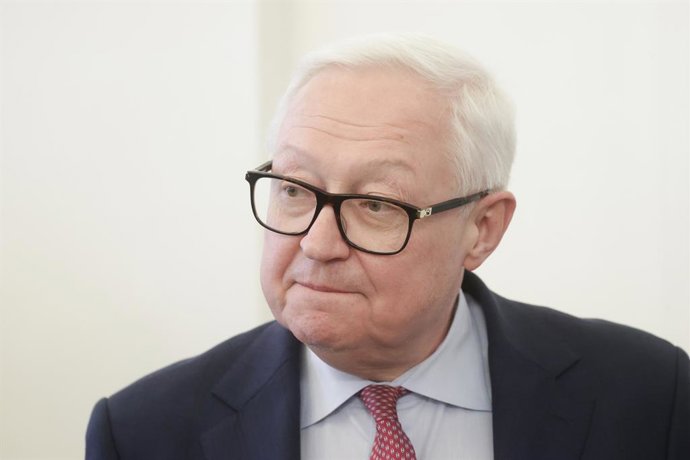 Archivo - RUSSIA, MOSCOW - MARCH 31, 2026: Russia's Deputy Minister of Foreign Affairs Sergei Ryabkov during a meeting of members of the Russian International Affairs Council