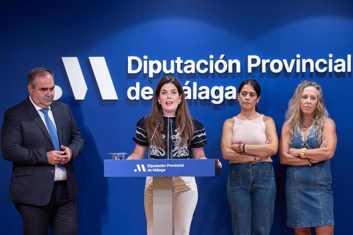 La diputada provincial de Málaga María Dolores Vergara, en rueda de prensa