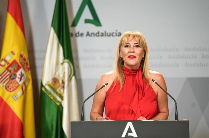 A terceira vice-presidente e secretária de Economia, Fazenda e Fundos Europeus, além de porta-voz do Governo da Andaluzia, Carolina España, durante a coletiva de imprensa. Em 16 de setembro de 2026, em Sevilha (Andaluzia, Espanha). Coletiva de imprensa ap