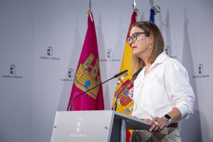La portavoz del Ejecutivo autonómico, Esther Padilla.