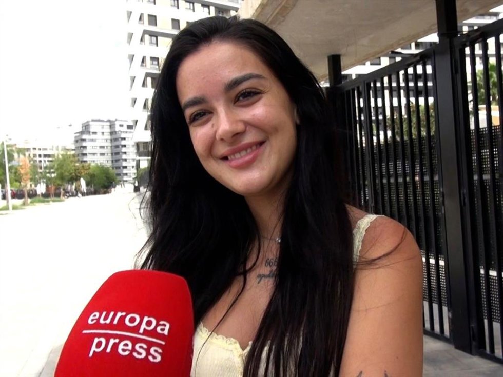 Juls Janeiro carga contra Belén Esteban y reivindica la salud mental