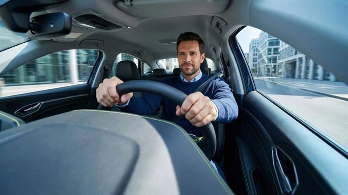 Allianz Direct ofrece hasta un 20ޤescuento en seguros de coche