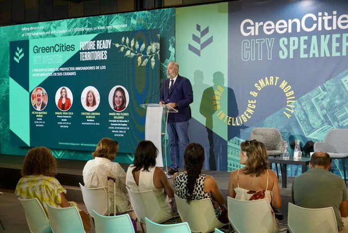 El alcalde de Santomera, Víctor Martínez, participa en el foro 'Greencities, Urban Intelligence & Smart Mobility'