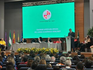 El secretario general de Universidades y de Industria de la Ciencia, Antonio Posadas, interviene en la apertura de curso en la UJA.