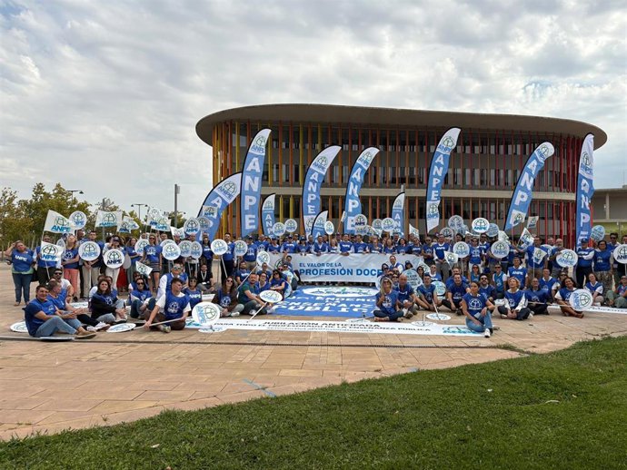 Concentración ANPE en Zaragoza