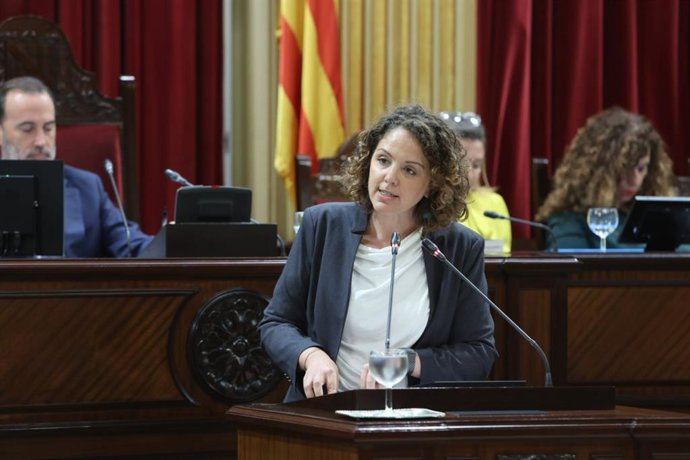Archivo - MÉS pedirá la comparecencia de la consellera de Salud por las "graves deficiencias" de climatización en hospitales