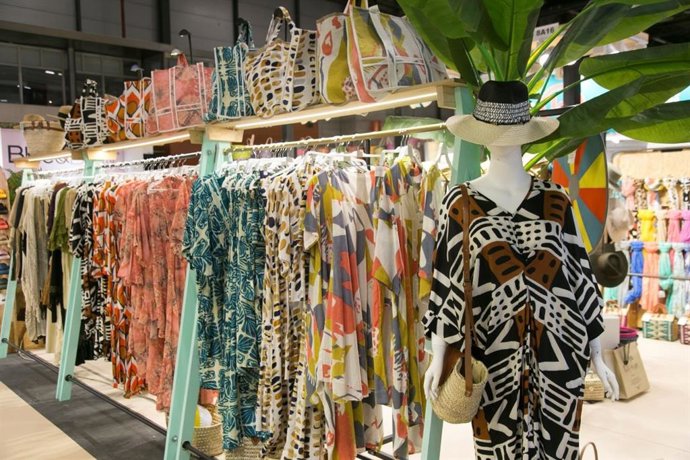 Bisutex suma nuevas firmas textiles a su universo de bisutería y complementos en su edición de septiembre.
