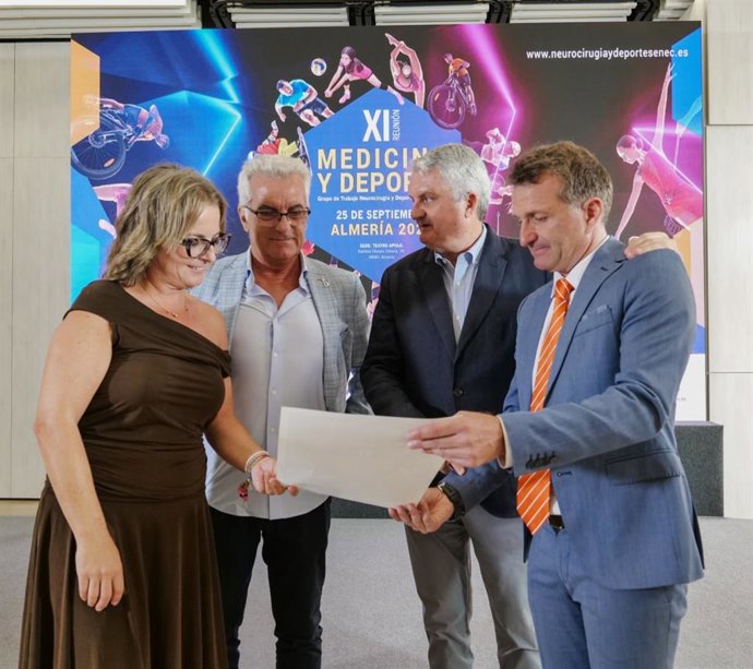Presentación de la XI Reunión Medicina y Deporte en Almería.
