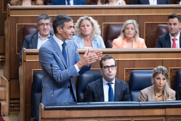 El presidente del Gobierno, Pedro Sánchez, interviene durante una sesión de control al Gobierno, en el Congreso de los Diputados, a 16 de septiembre de 2026, en Madrid (España).