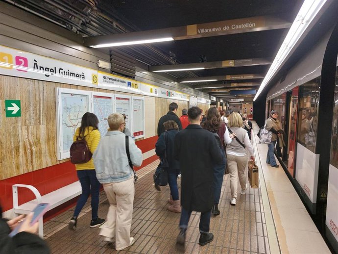 Archivo - Imagen de archivo de una estación de FGV