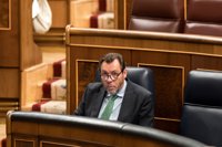 Puente admite "sorpresa" con la paralización del Puerto de Ceuta y duda de que haya alternativas si se suspende