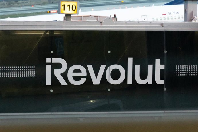 Archivo - Logo de Revolut