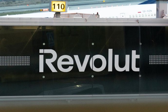Archivo - Logo de Revolut