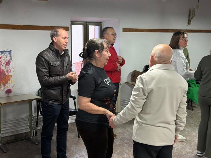 Arias con usuarios del programa 'Tu salud en danza'.