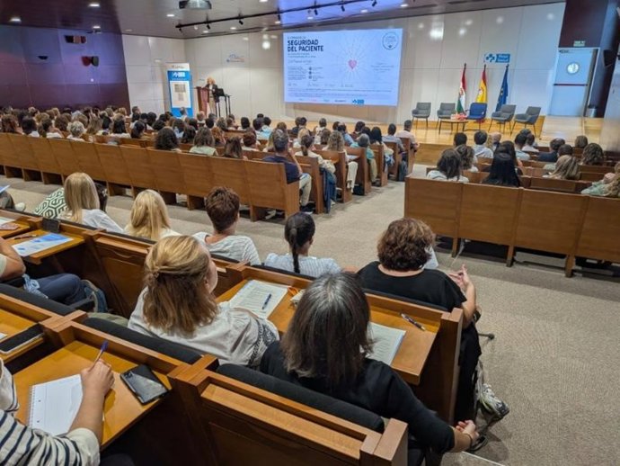 Unas jornadas abordan los retos para avanzar hacia una atención primaria y sociosanitaria más segura