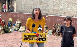 La portaveu de la CUP, Su Moreno, en una atenció als mitjans 