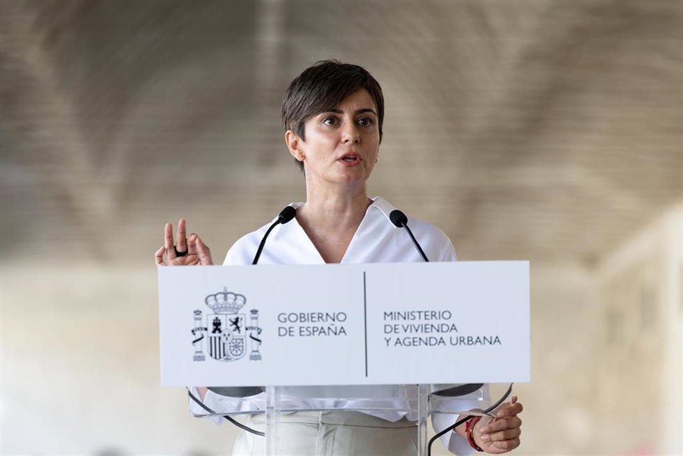 Archivo - La ministra de Vivienda y Agenda Urbana, Isabel Rodríguez.