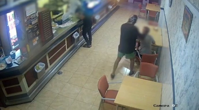 Detenido a un hombre por agredir con arma blanca a otro en Corral de Almaguer